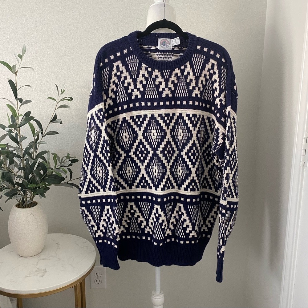 Vintage cotton knit sweater cape isle knitters navy blue white XL